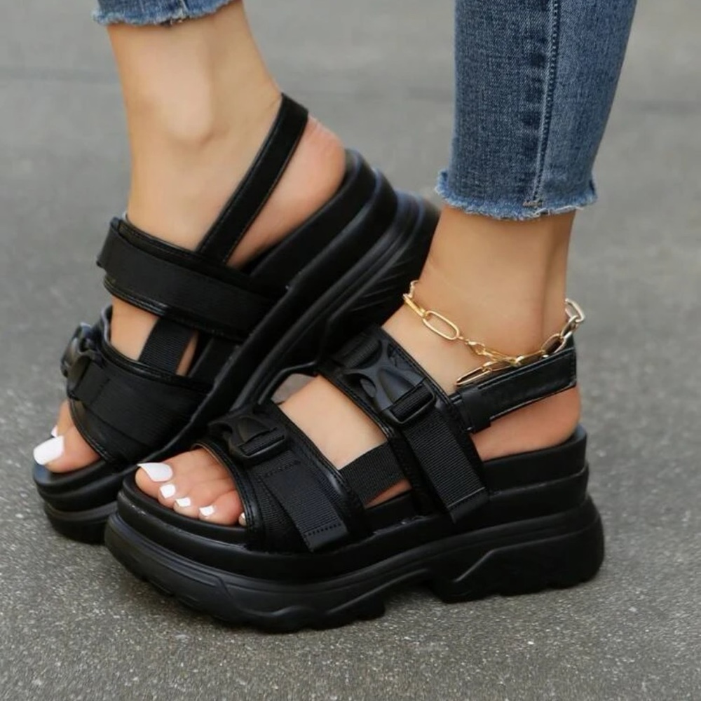 Wedge sandal